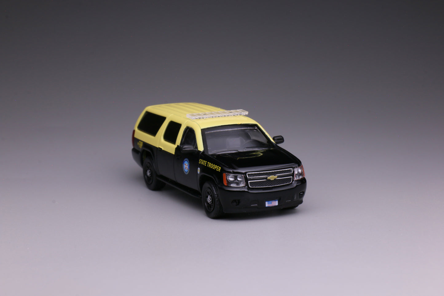 596 Model 1:64 Chevrolet Suburban Florida Highway Patrol (FHP)