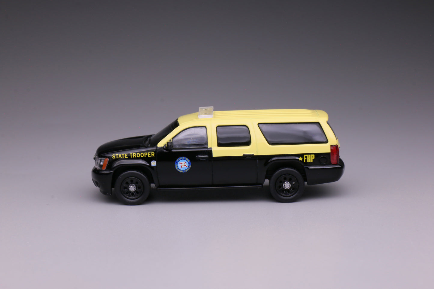 596 Model 1:64 Chevrolet Suburban Florida Highway Patrol (FHP)