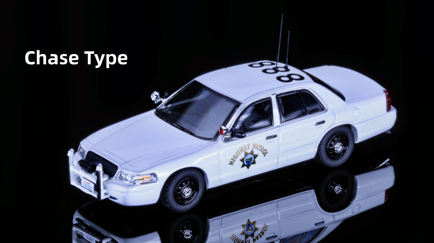 Rollin 1:64 Ford Crown Victoria California Highway Patrol Polar Bear