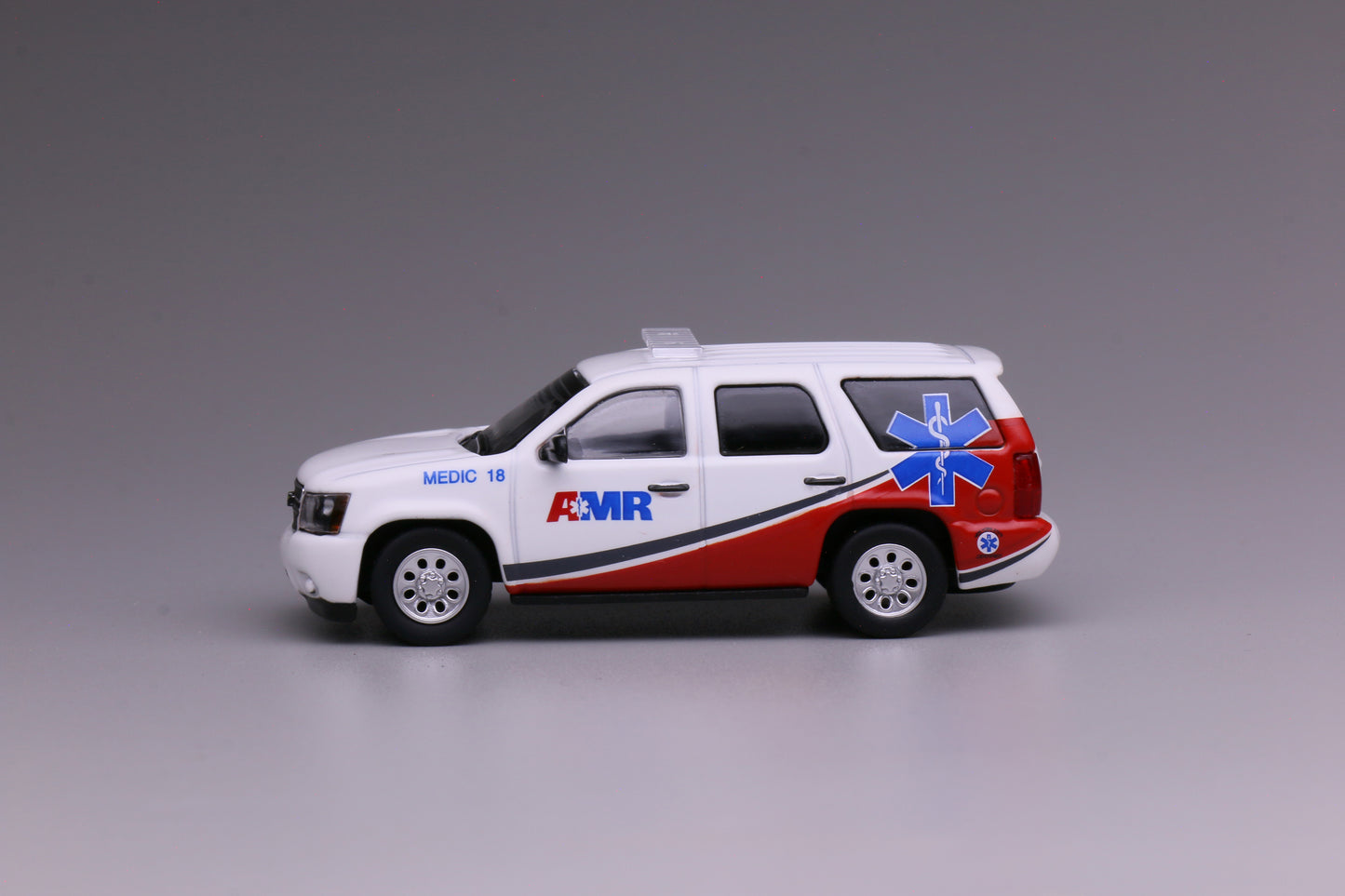 596 Model 1:64 Chevrolet Tahoe AMR Ambulance