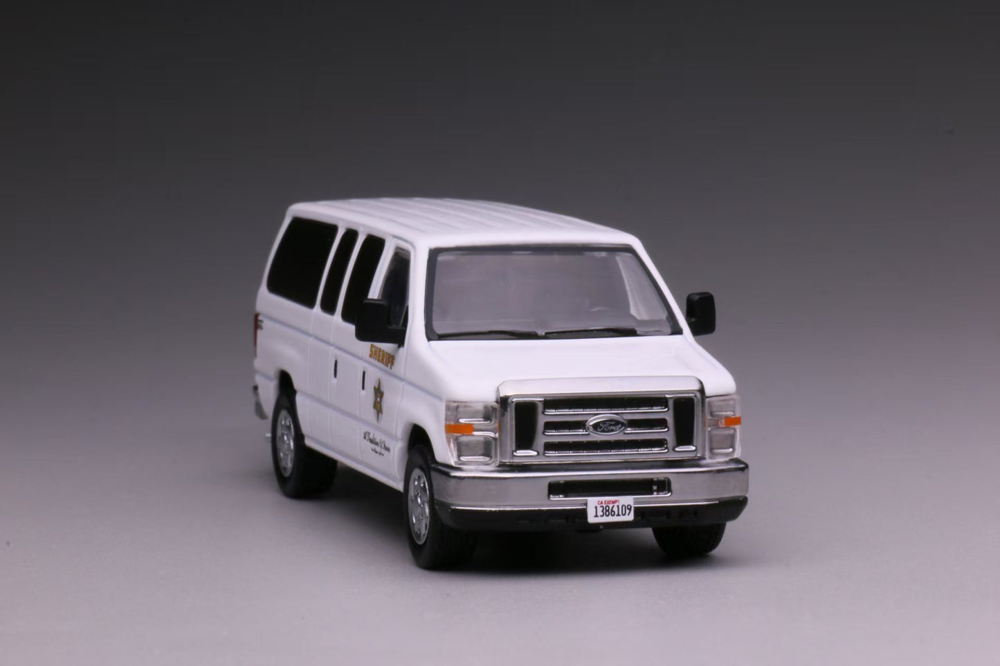 596 1:64 E-series Van E350 Los Angeles County Sheriff LASD Diecast