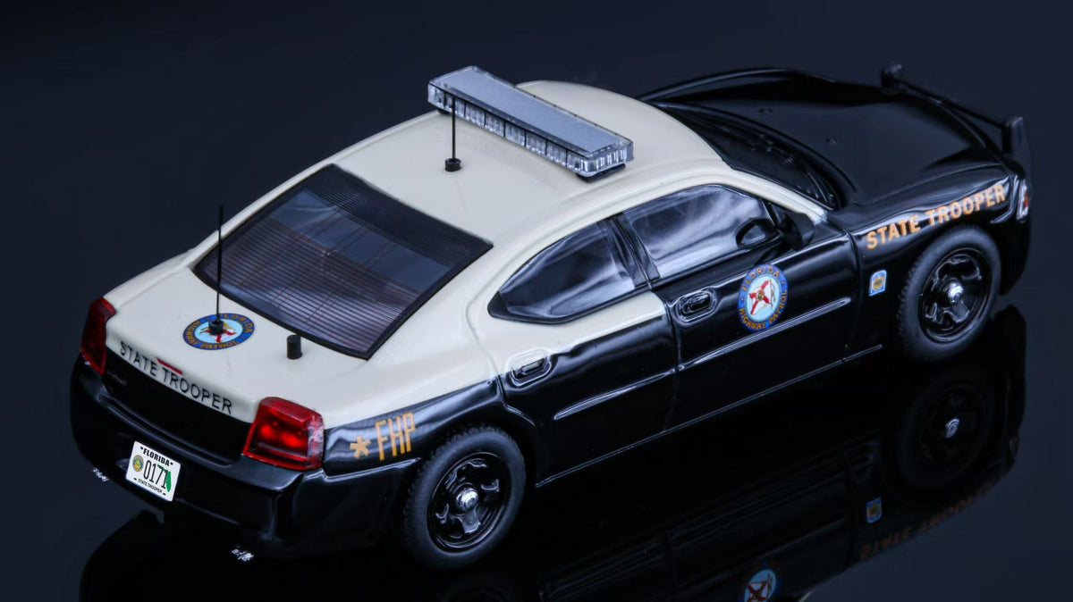 Rollin 1:64 Florida Highway Patrol 08 Charger FHP
