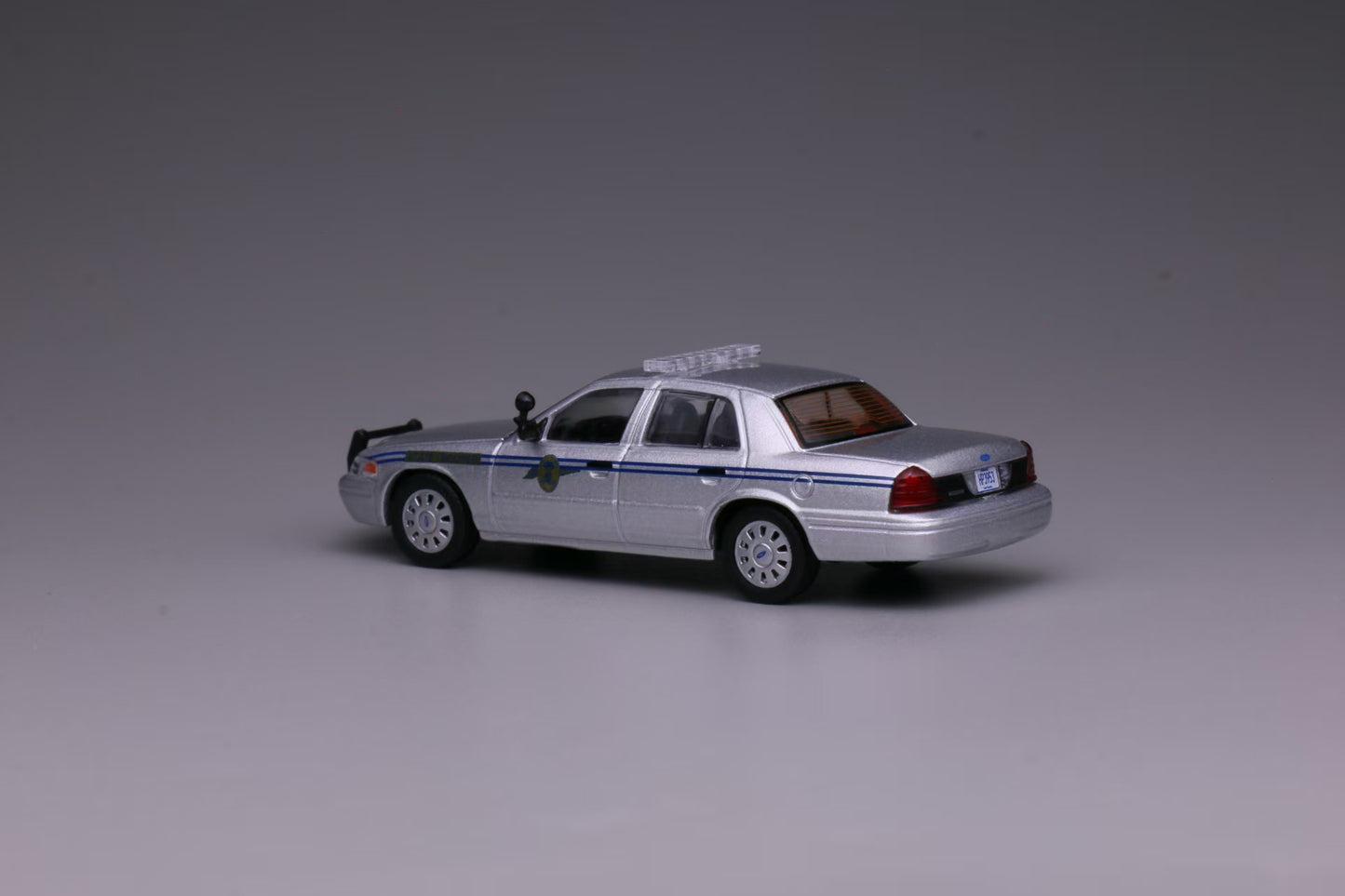 596 1:64 Ford CV CROWN VICTORIA South Carolina State Police