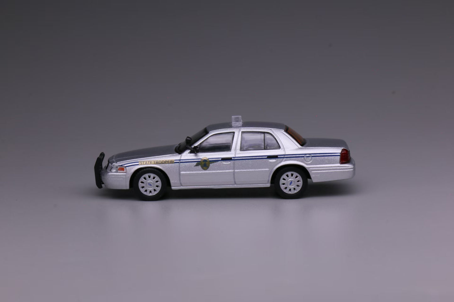 596 1:64 Ford CV CROWN VICTORIA South Carolina State Police