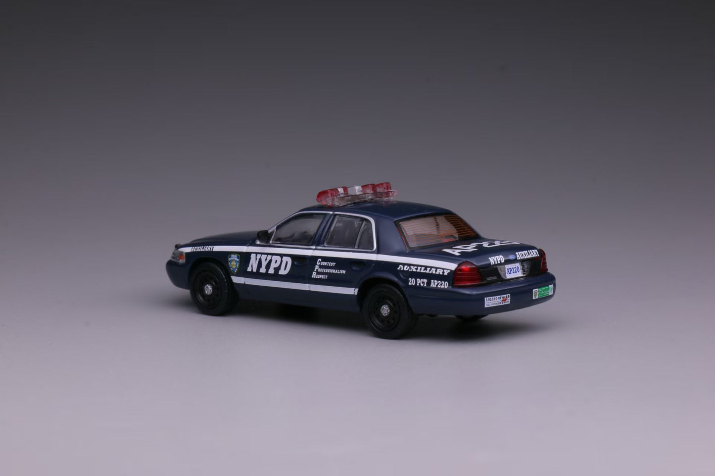 596 1:64 Ford CV CROWN VICTORIA New York Police Department Auxiliary (NYPD)