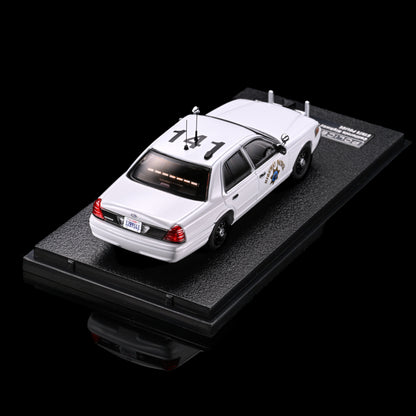 [Pre-order] Rollin 1:64 White California Highway Patrol Polar Bear Crown Victoria CHP No.141