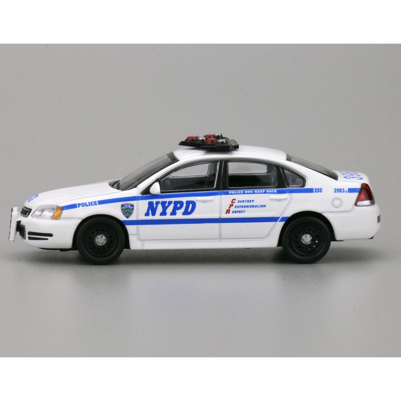 596 1:64 Chevrolet Impala NYPD