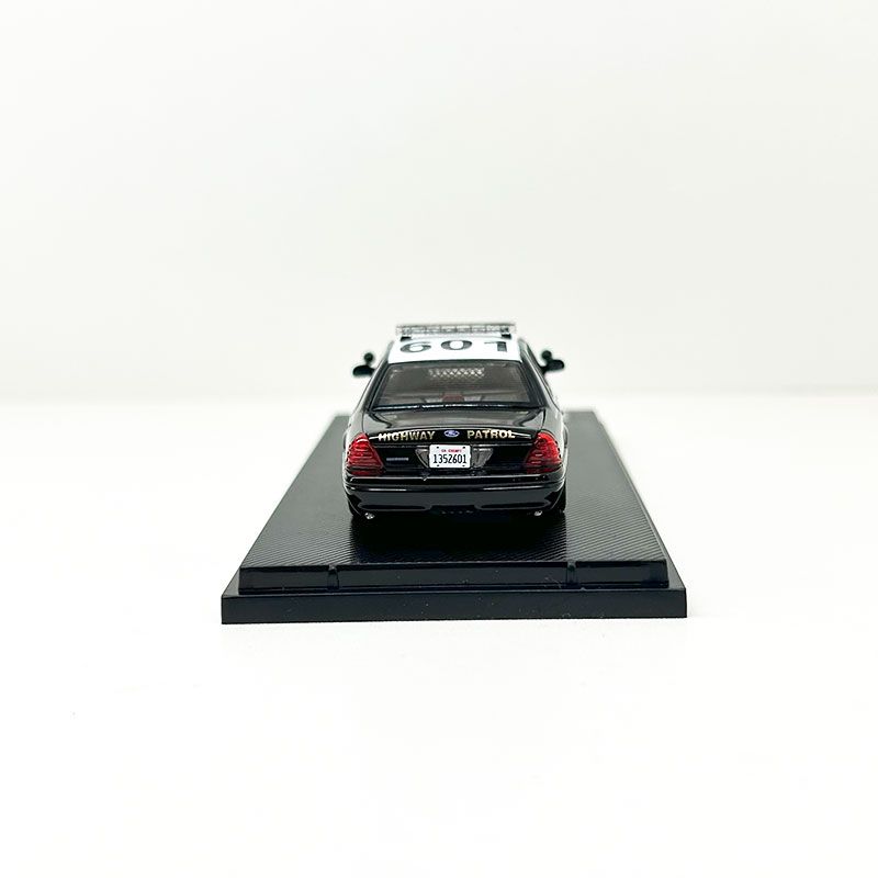 Rollin 1:64 Ford CV Crown Victoria CHP