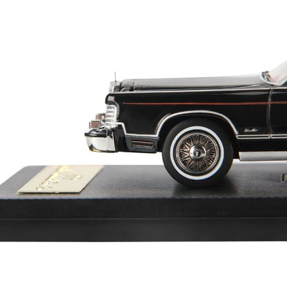 Turning Crush 1:64 Lincoln Continental Town Car Black
