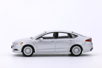 596 Model 1:64 Yellow Sliver Ford Mondeo New York Taxi