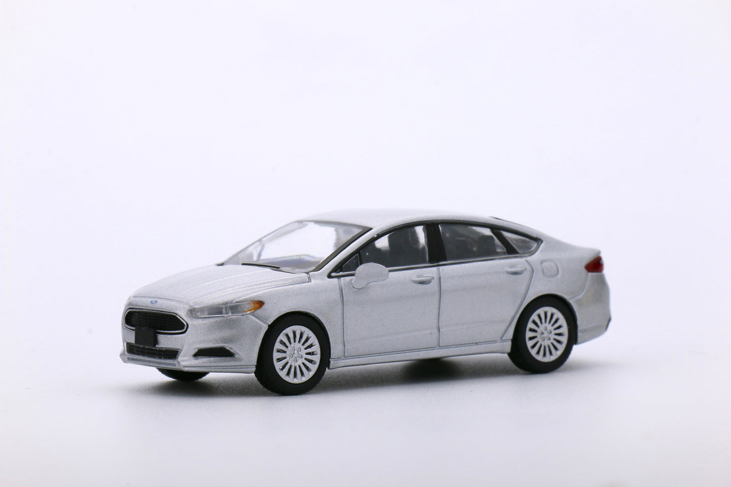 596 Model 1:64 Yellow Sliver Ford Mondeo New York Taxi