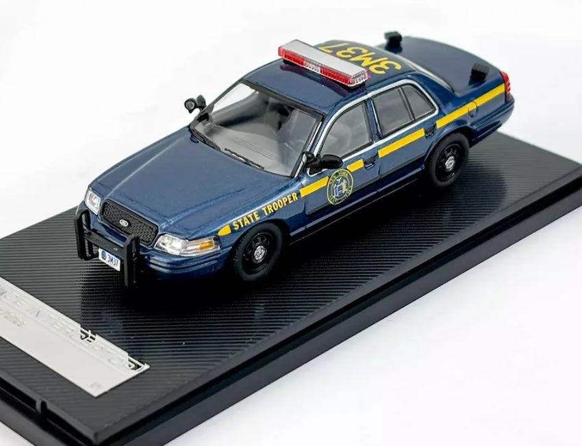 Rollin 1:64 Ford CV Crown Victoria NYSP