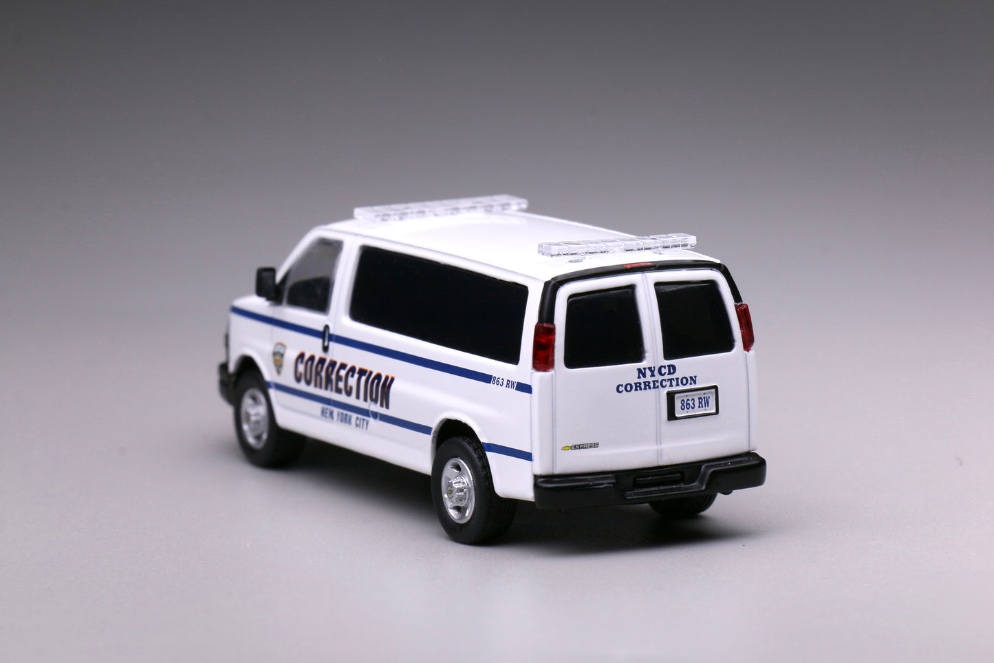 596 Model 1:64 Chevrolet Express New York City Correction