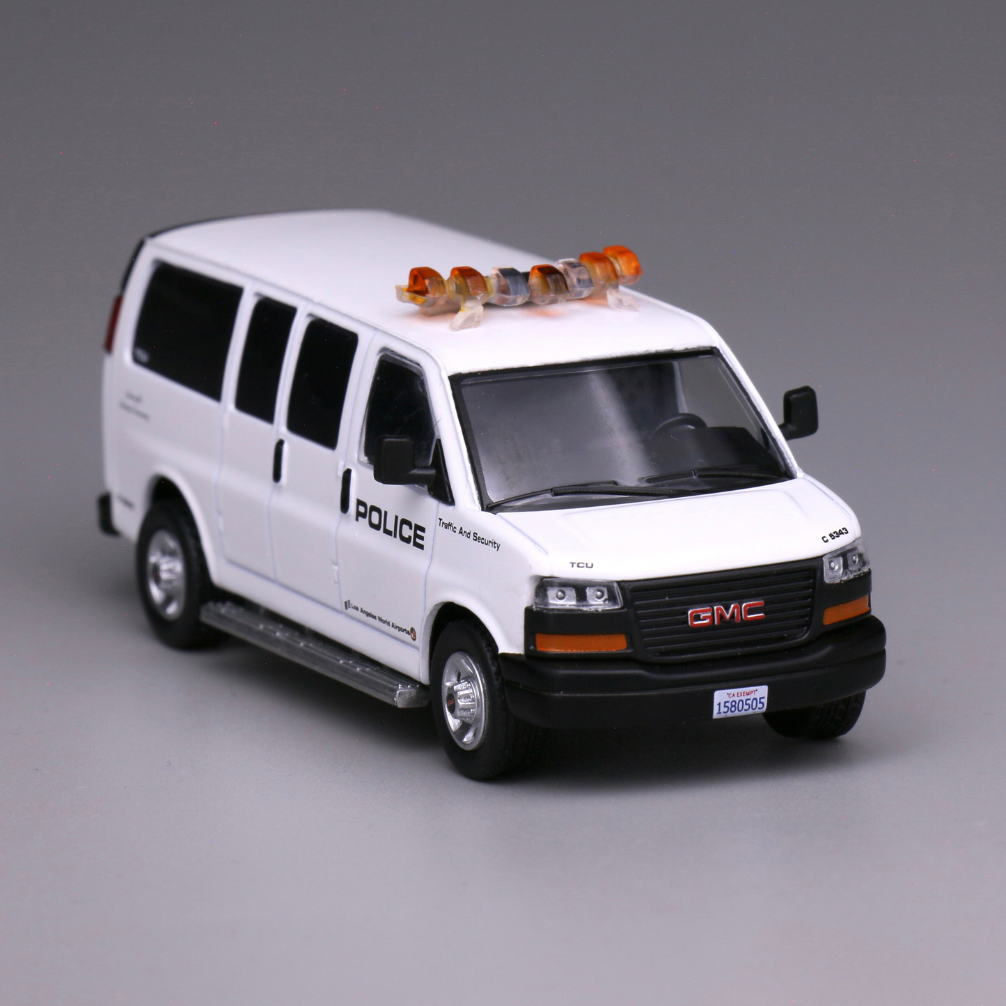 596 Model 1:64 GMC Van Los Angeles Airport Police