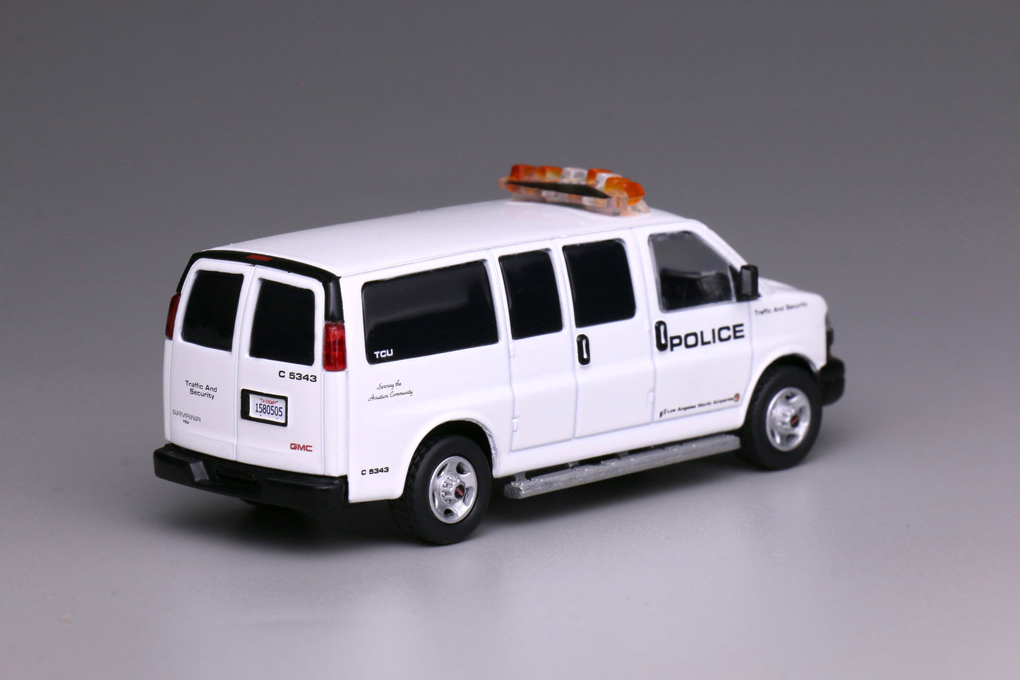 596 Model 1:64 GMC Van Los Angeles Airport Police