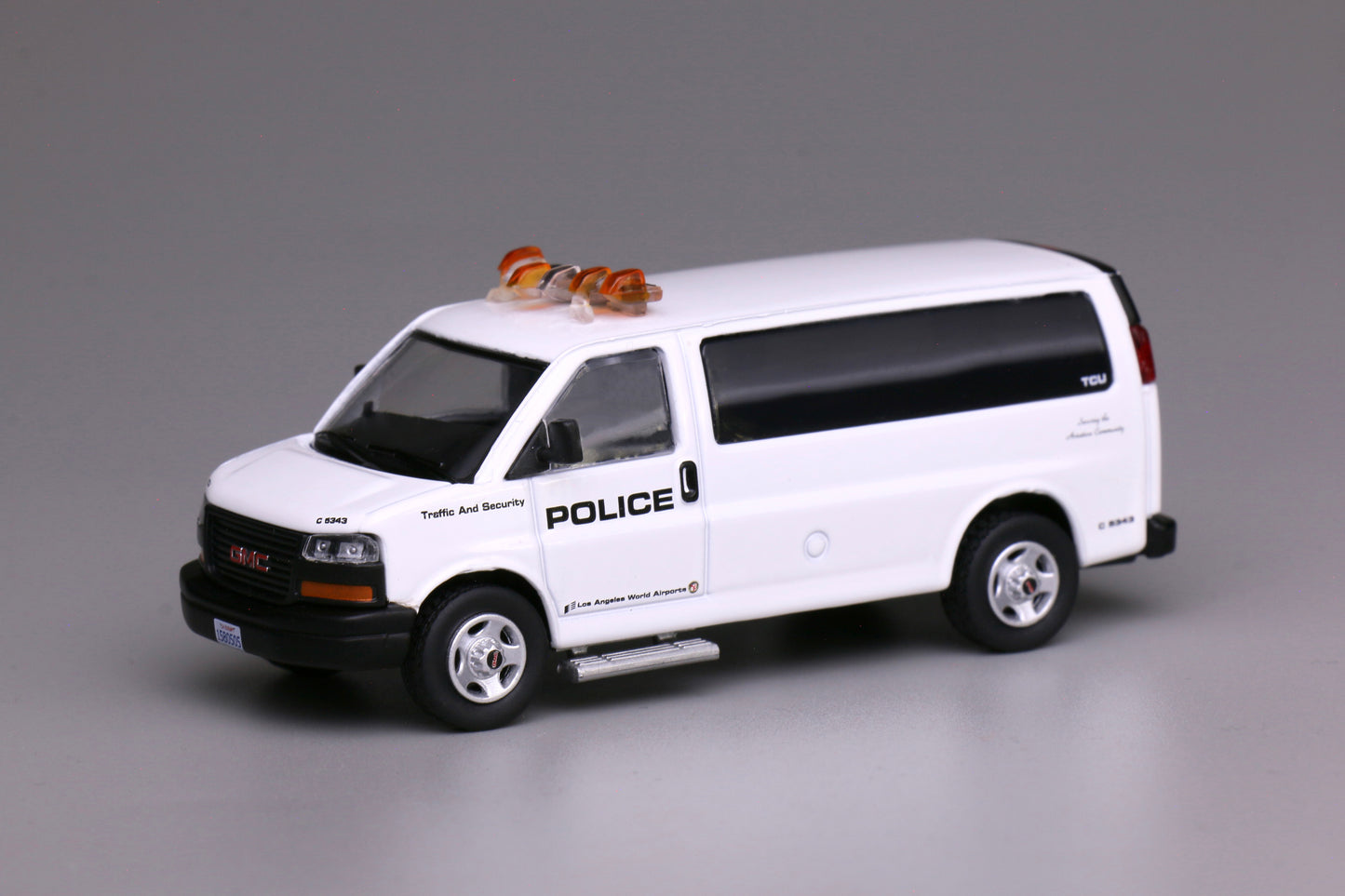 596 Model 1:64 GMC Van Los Angeles Airport Police