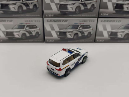 Masdi 1:64 Lexus 2016 LX570 White