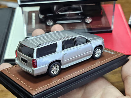 GOC 1:64 2015 Chevrolet Suburban sliver