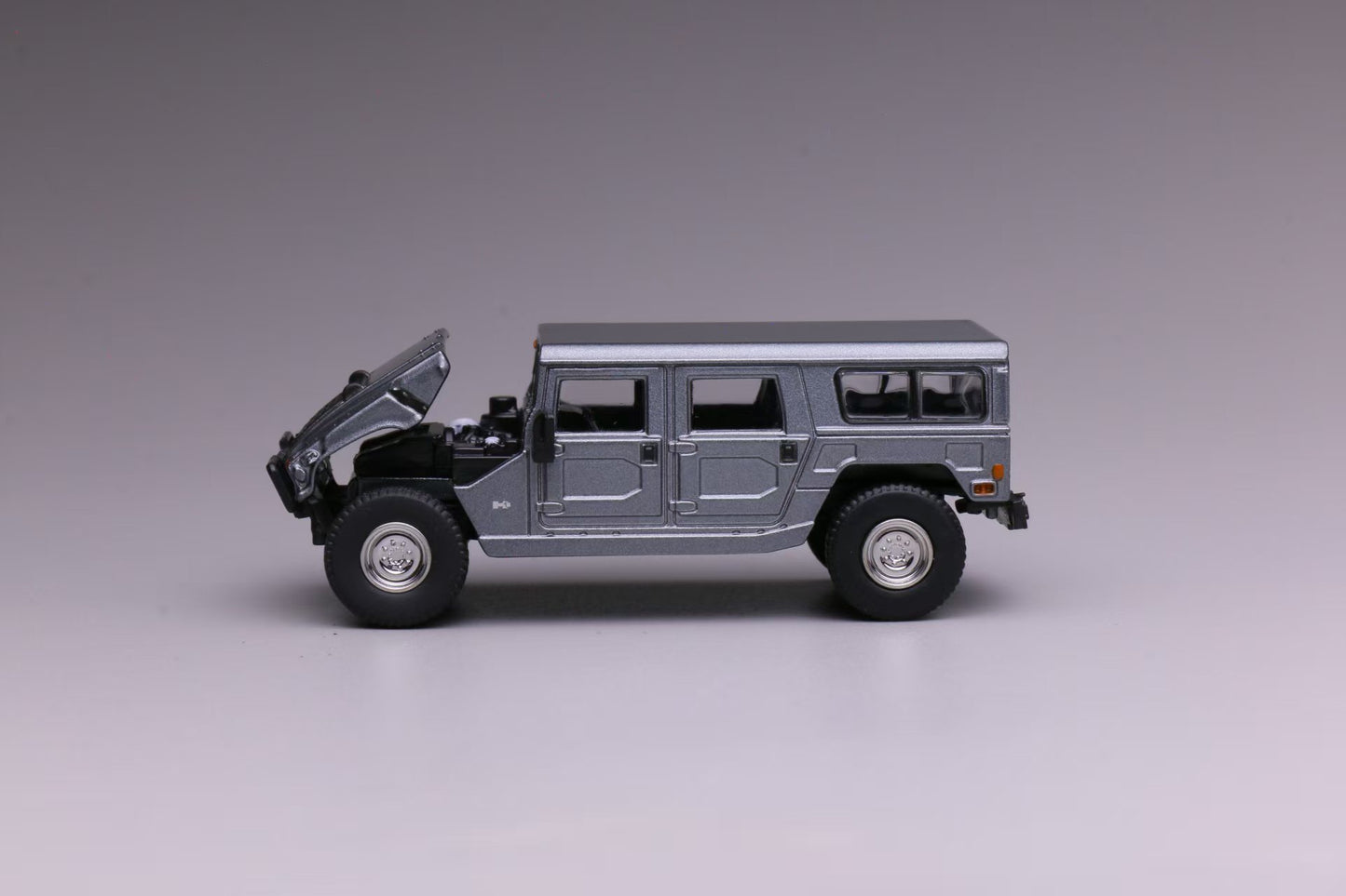 [Pre-order] 596 1:64 Hummer H1 Gray