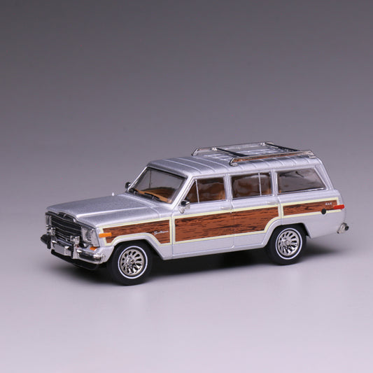 596 1:64  Jeep Wagoneer Sliver Wood Sides