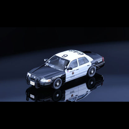 Rollin 1:64 Ford Crown Victoria San diego Police Traffic Div
