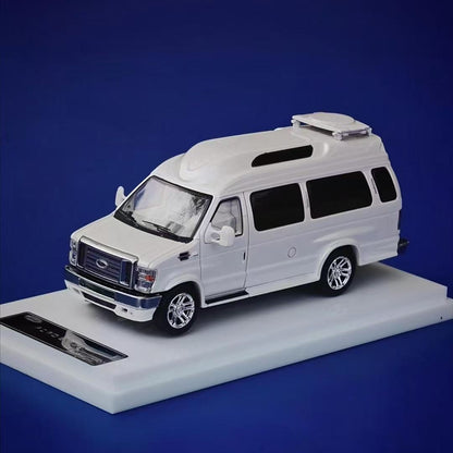 [Pre-order] MK Miniatures 1:64 E350 Van White