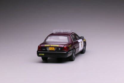 596 1:64 Ford CV Crown Victoria Minnesota State Trooper