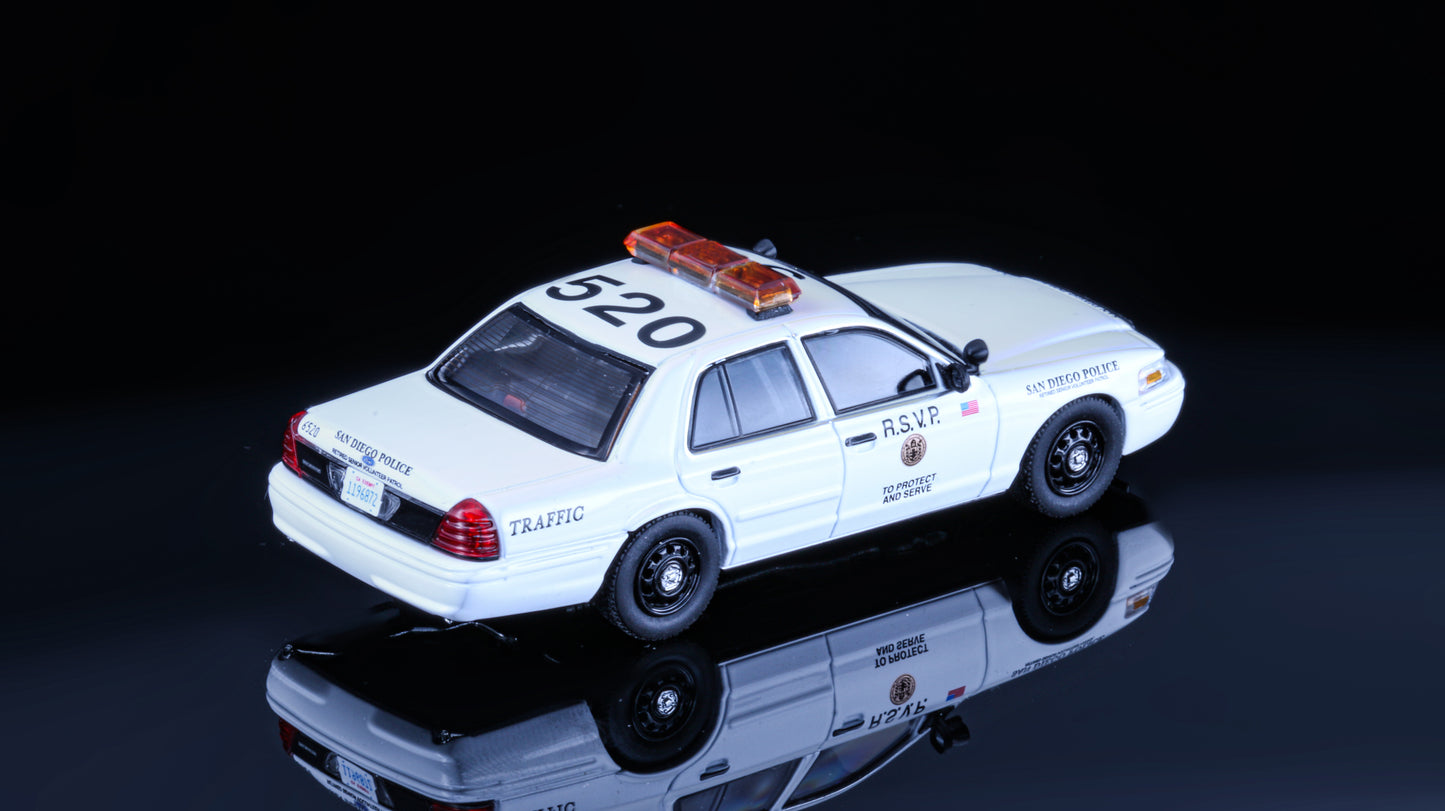 [Pre-order] Rollin 1:64 San diego police Retired Senior Volunteer Patrol crown victoria