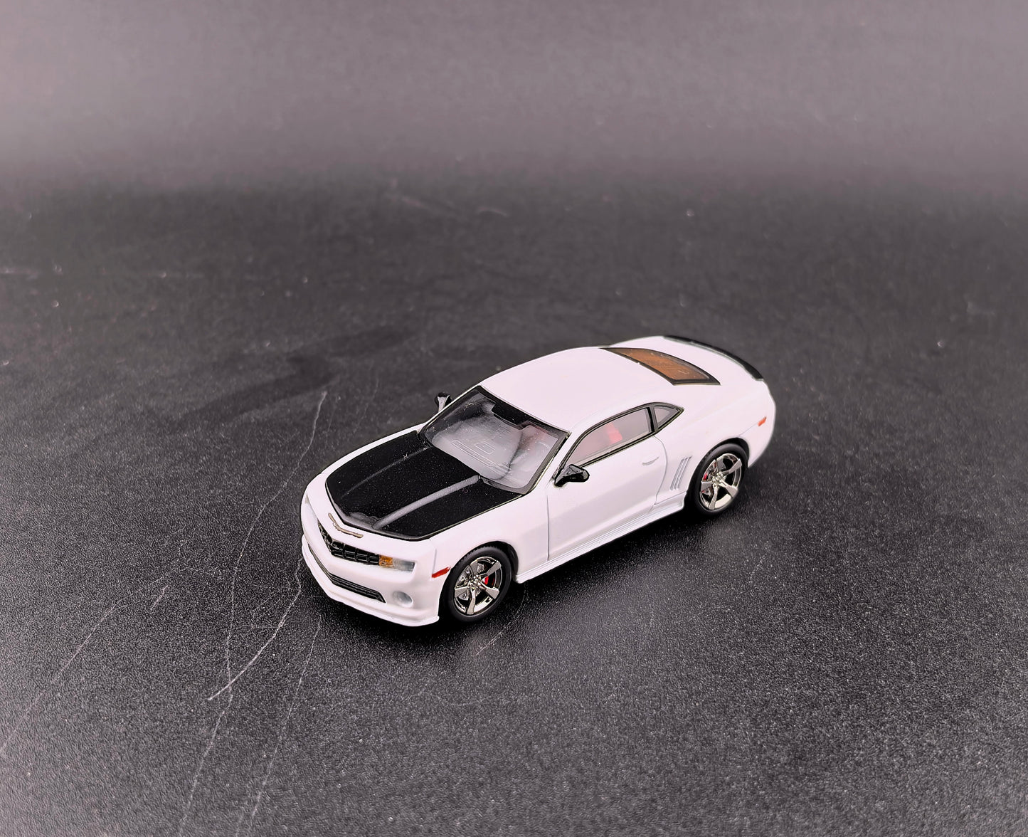 [Pre-order] FineWork 64  1/64 Chevrolet Camaro Gen 5 Openable hood