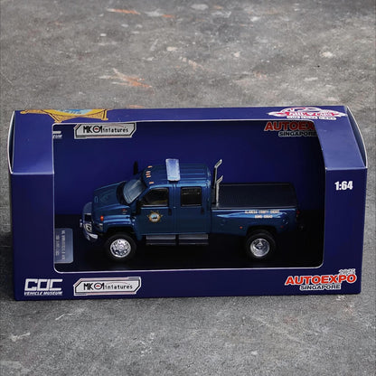 GOC 1/64 Singapore AUTOEXPO Exclusive GMC TOPKICK C4500 ALAMEDA Police