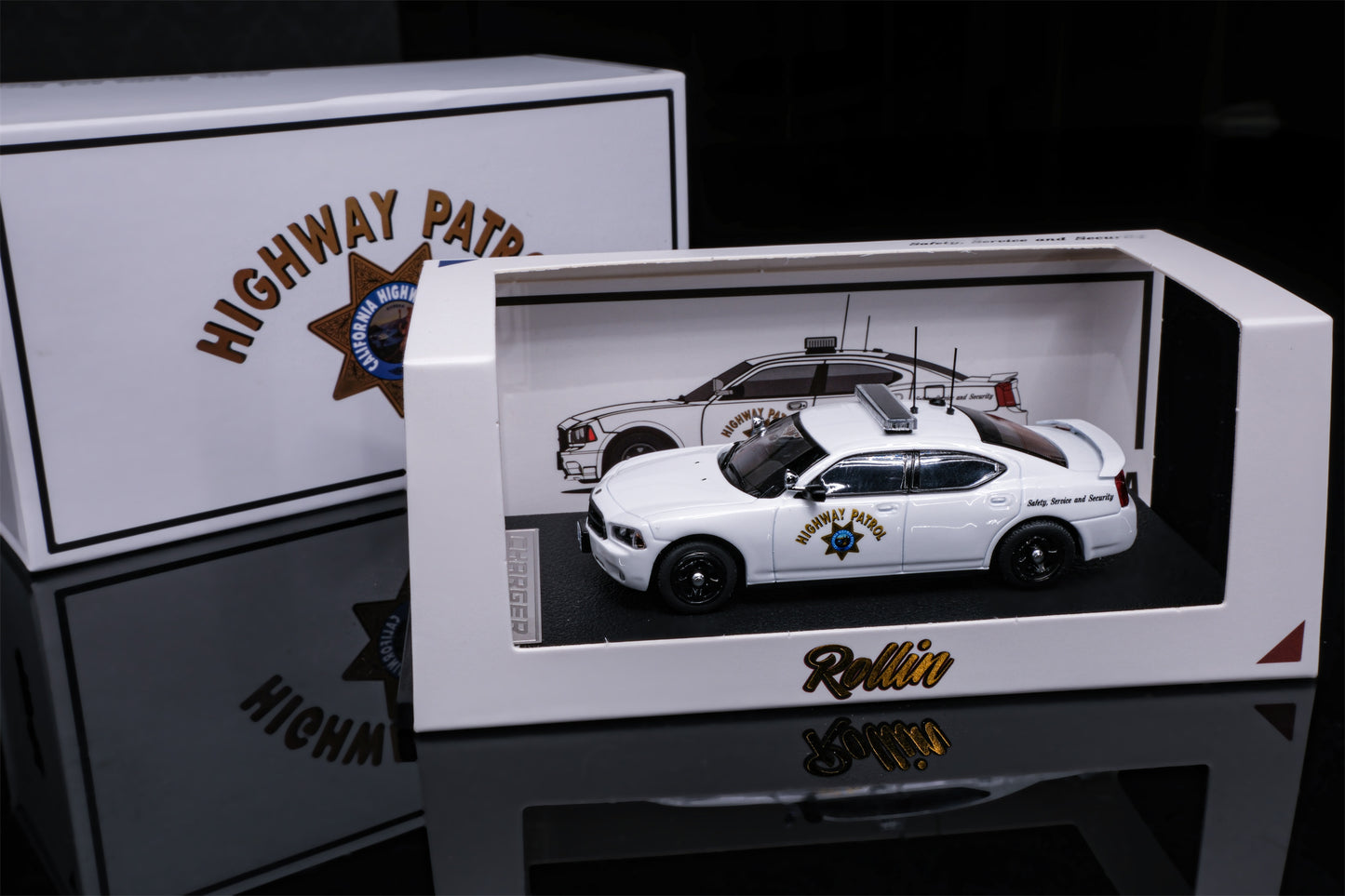 Rollin 1:64 California Highway Patrol CHP charger 08 SMPV Polar Bear