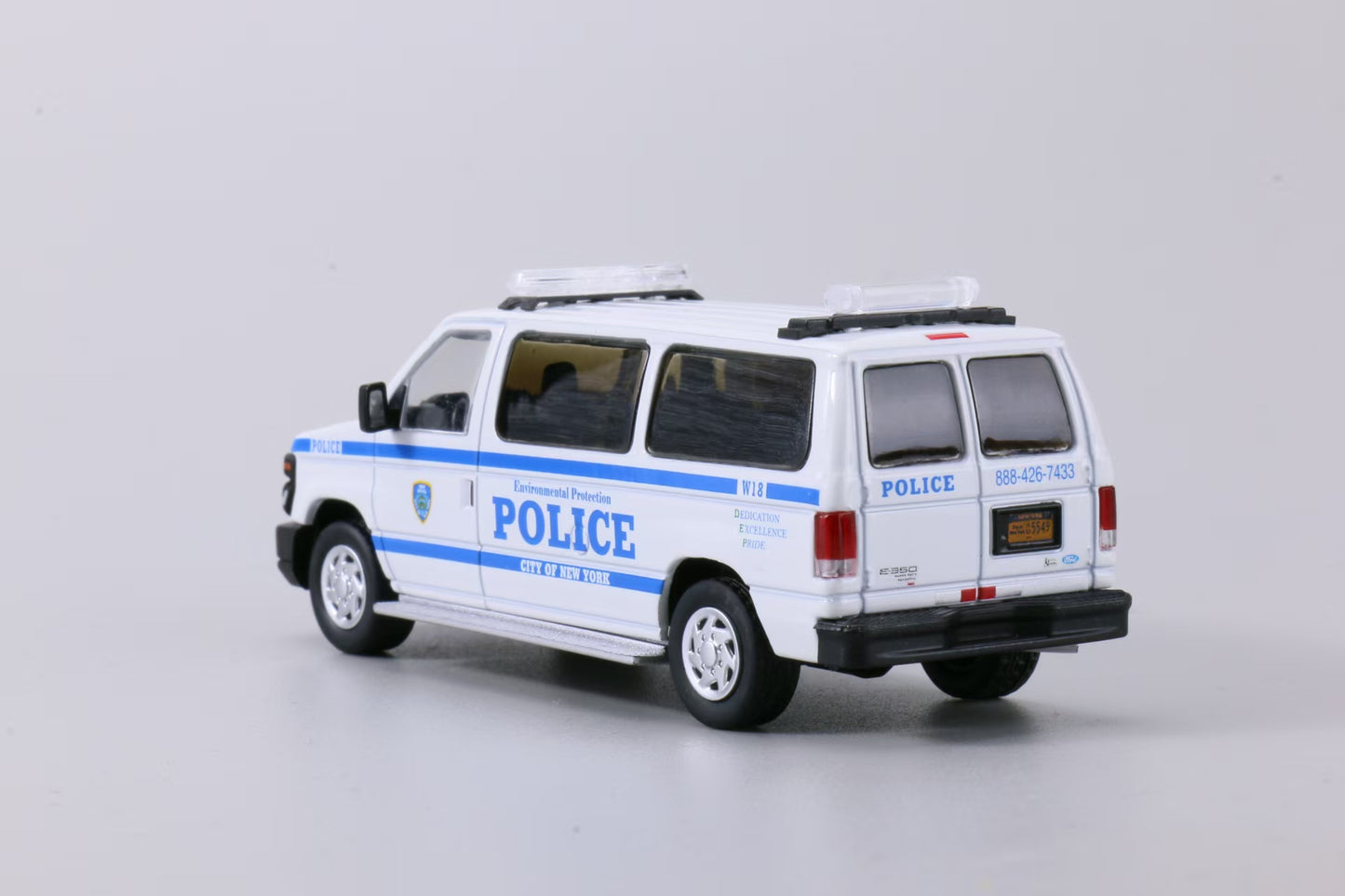 596 1:64 Ford E-Series E350 VAN New York City Environmental Protection Police