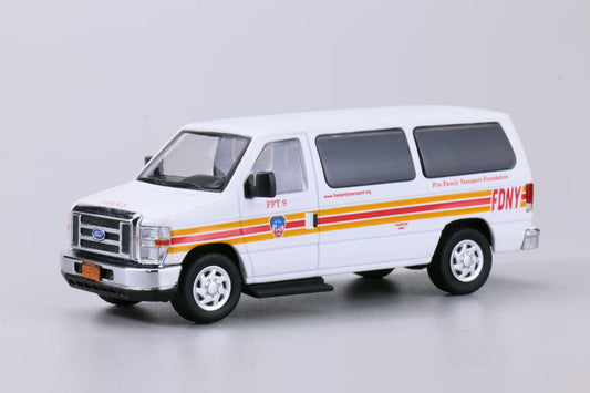 596 1:64 Ford E-Series E350 VAN New York Fire Department White (FDNY)