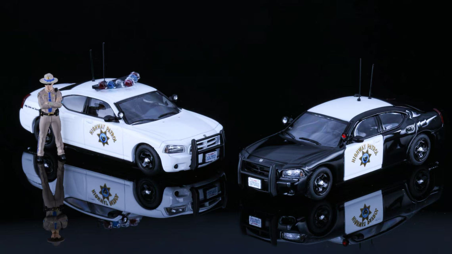 [Pre-order] Rollin 1:64 08 Dodge Charger California Highway Patrol CHP