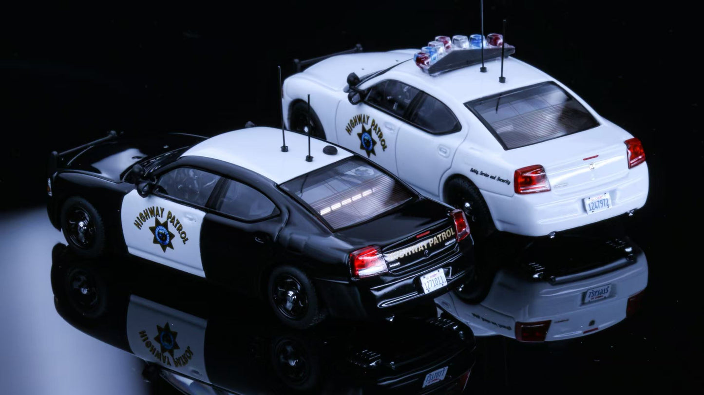 [Pre-order] Rollin 1:64 08 Dodge Charger California Highway Patrol CHP