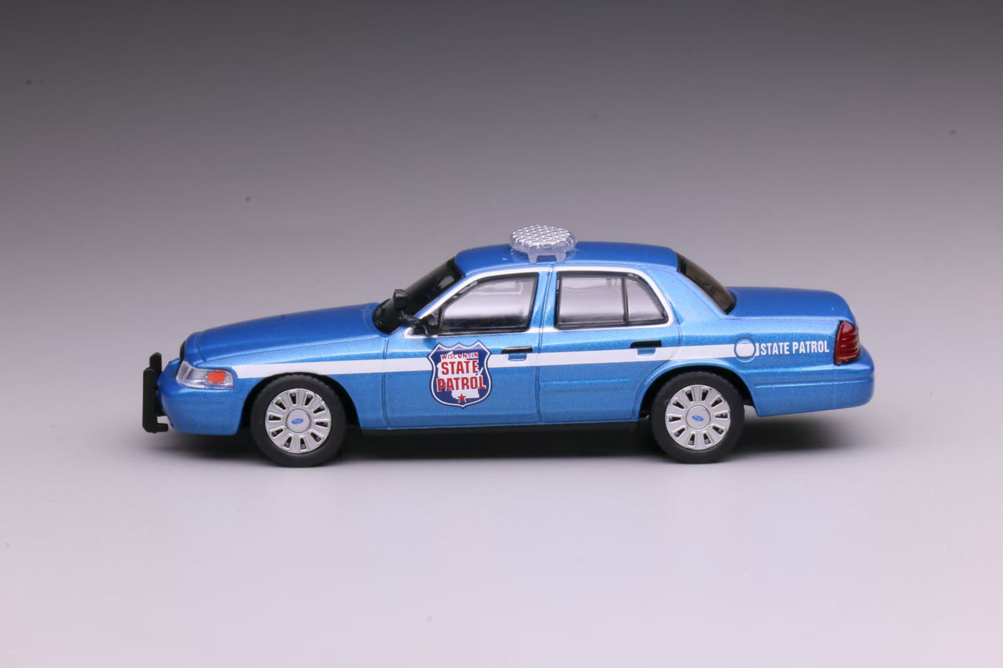 596 1:64 Ford CV Crown Victoria Wisconsin State Patrol