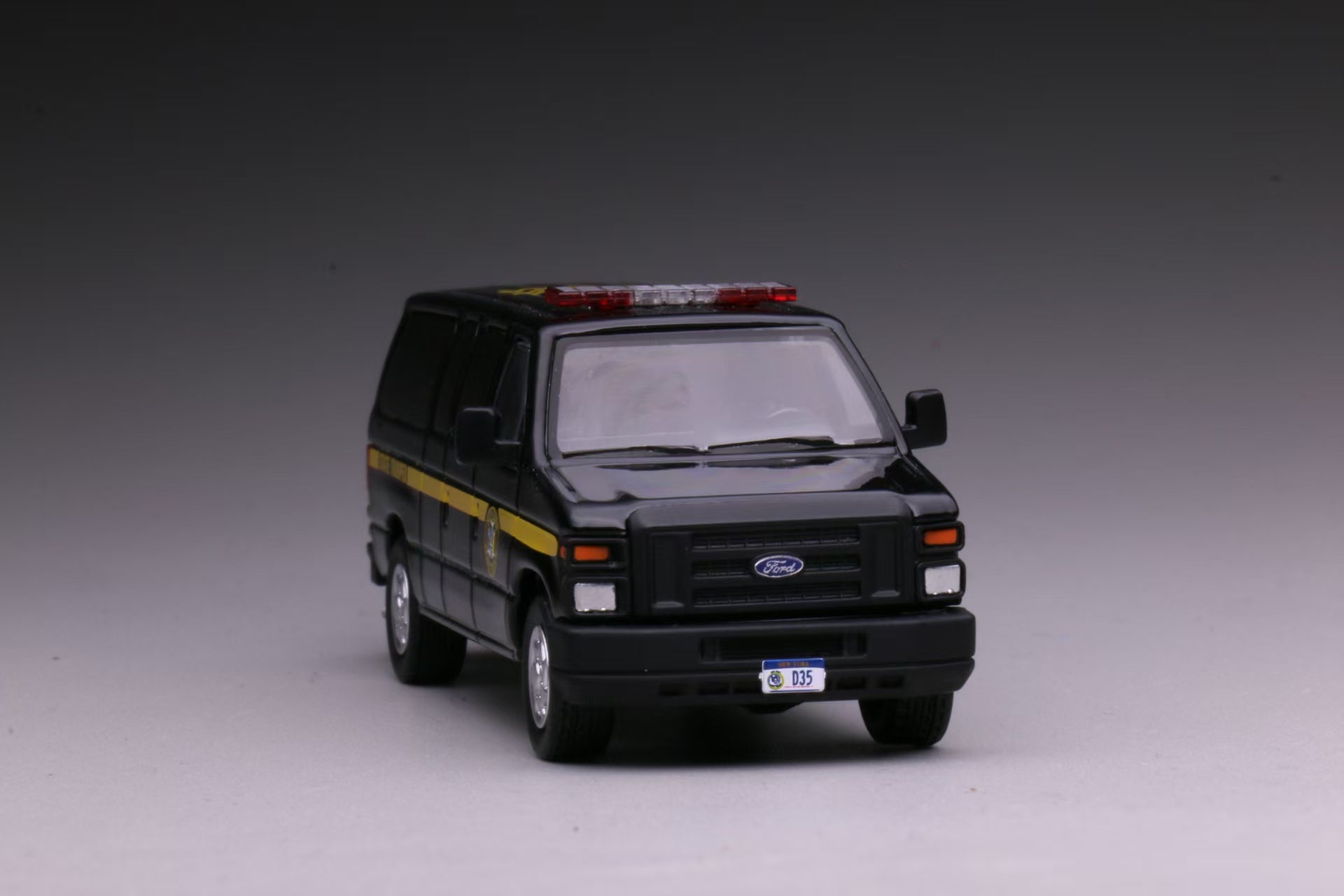 596 1:64 E350 VAN New York State NYSP – Chasewheels2
