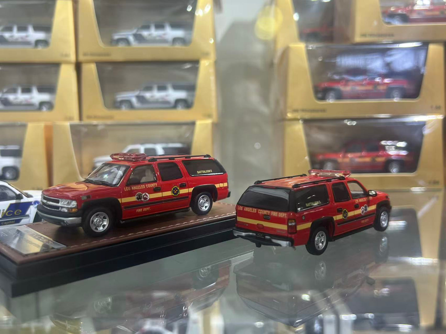 MK Miniatures 1:64 Suburban County of Los Angeles Fire LACoFD HEC Hangzhou Exclusive