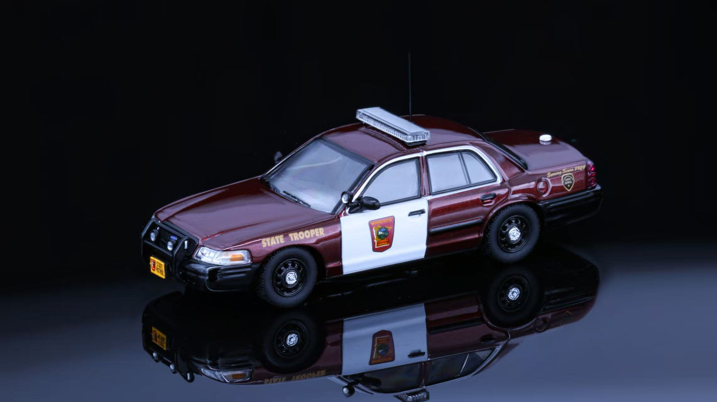 Rollin 1:64 Ford Crown Victoria Minnesota State Trooper