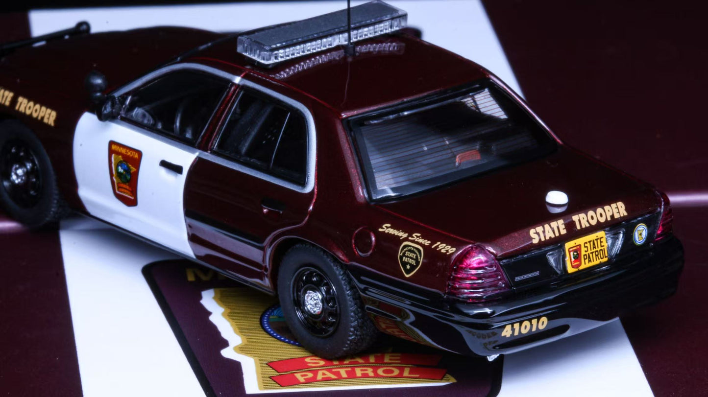 Rollin 1:64 Ford Crown Victoria Minnesota State Trooper