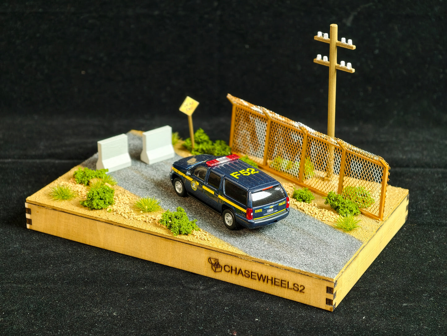 [Make to Order] Chasewheels2 1:64 Diorama Highway 01