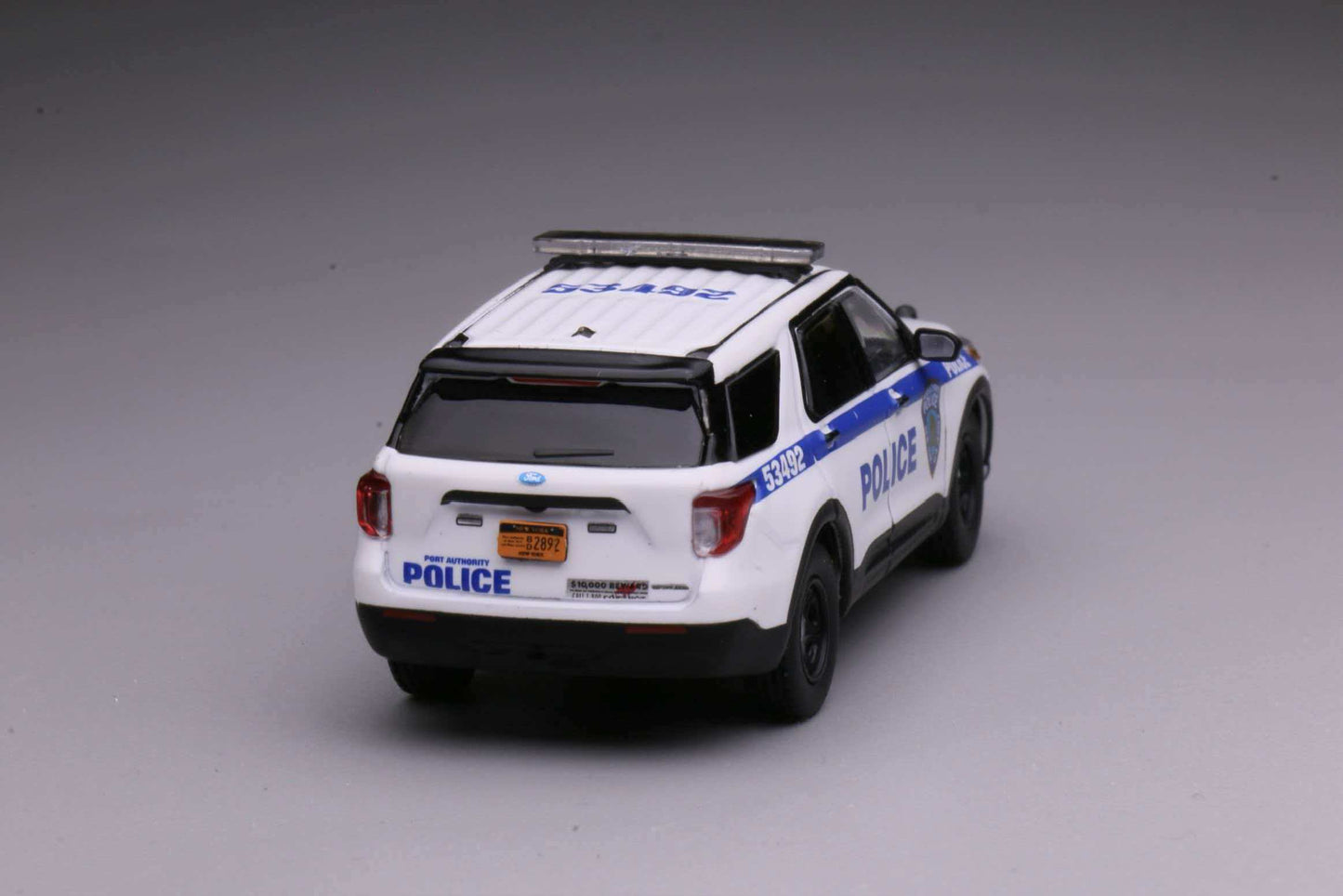 [Pre-order] 596 1:64 2020 Explorer Police Interceptor Port Authority Police Department (PAPD)