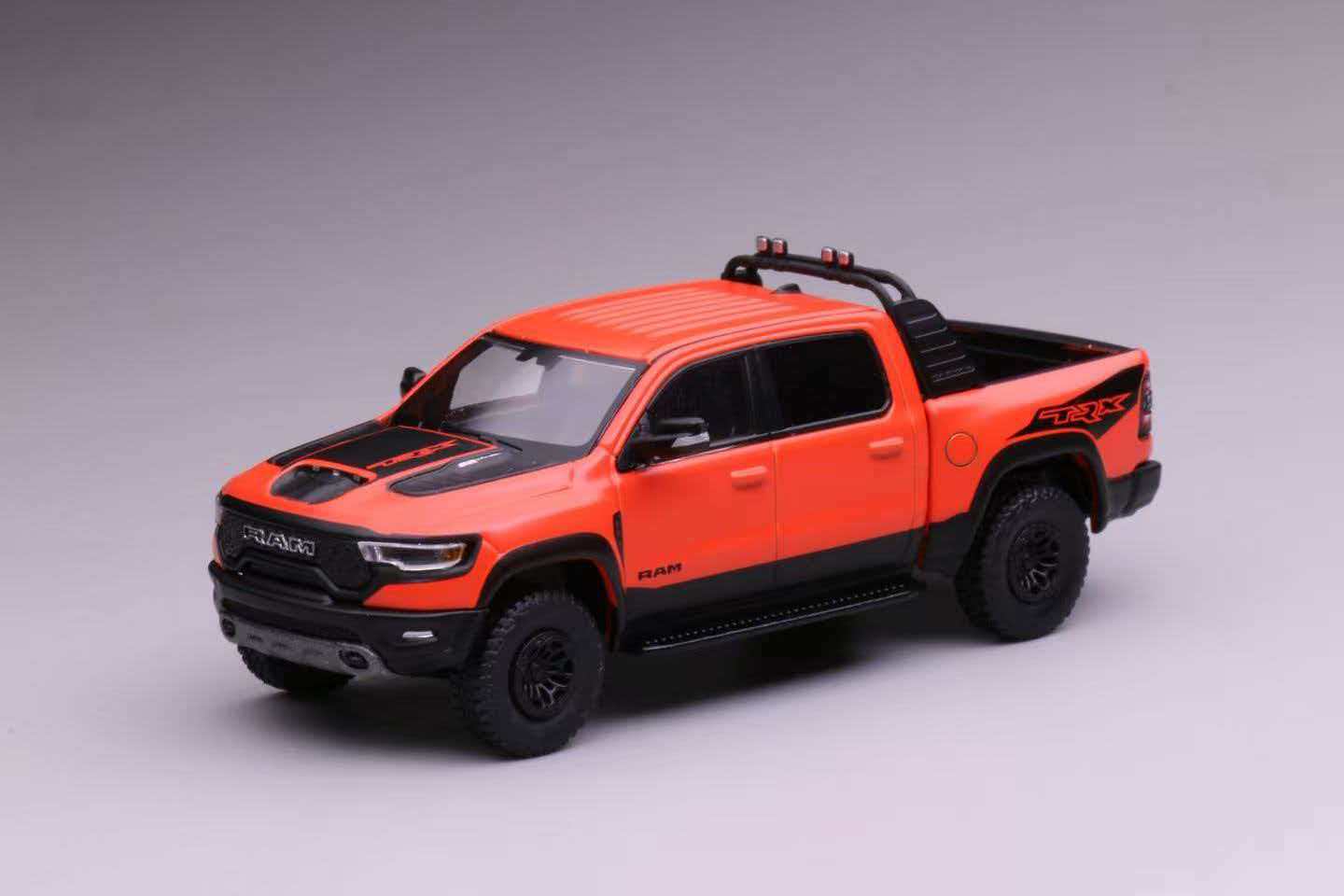 596 1:64 Ram 1500 SRX Sports Orange