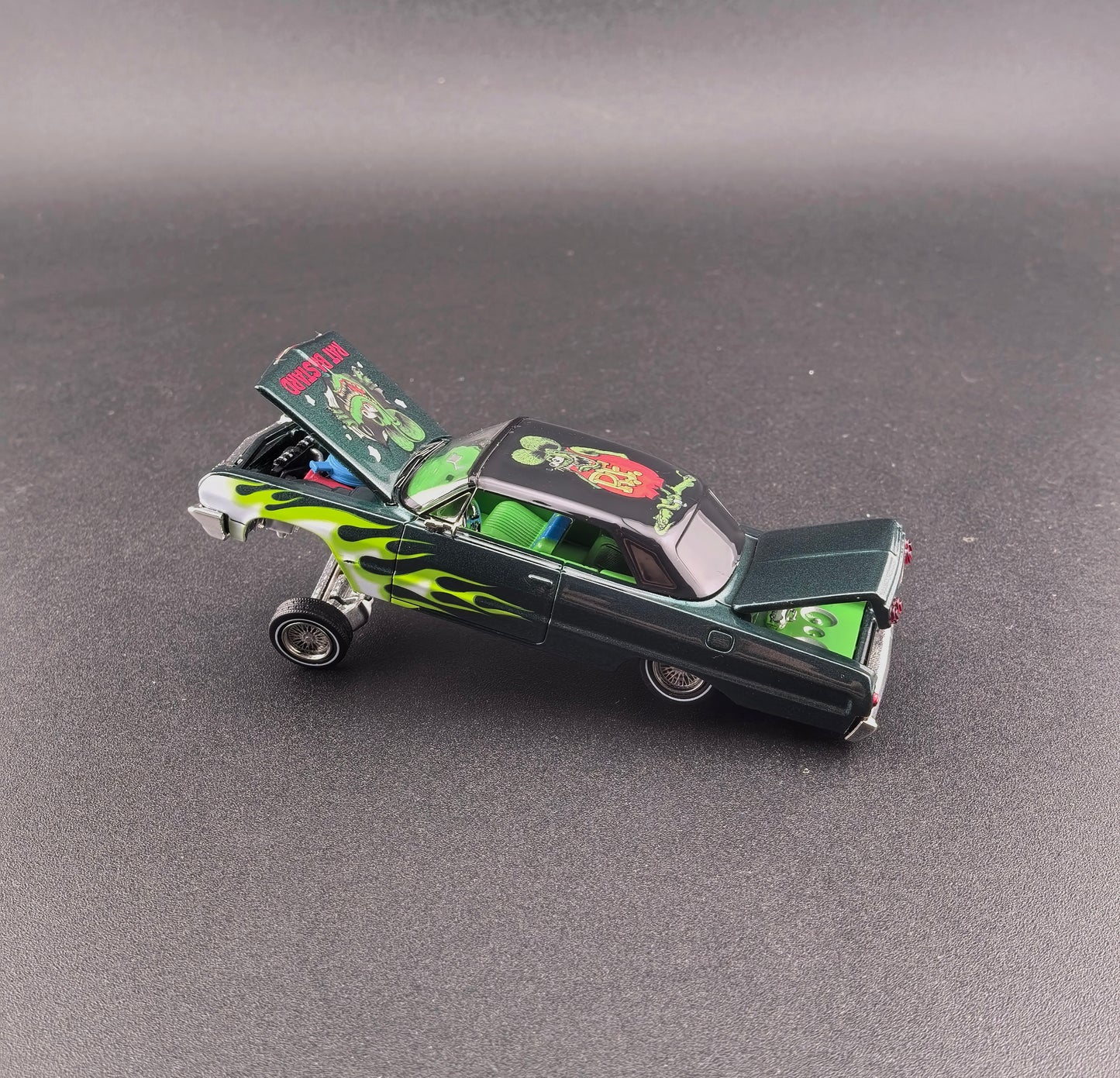 [Pre-order] Finework 1:64 Chevrolet Impala Lowrider Green