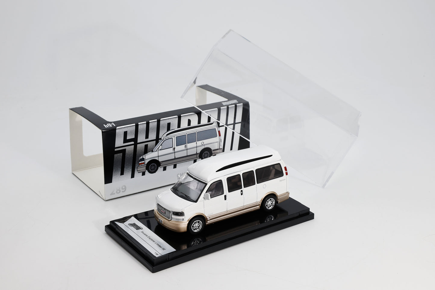 [Pre-order] Shadow 1/64 GMC SAVANA Explorer White