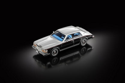 [Pre-order July] Turning crush 1:64 1985 Cadillac Seville