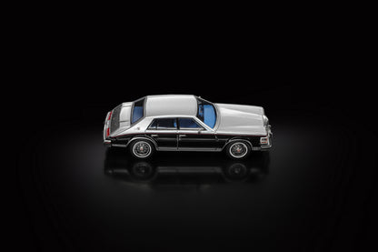 [Pre-order July] Turning crush 1:64 1985 Cadillac Seville