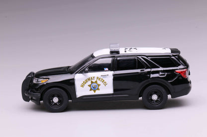 596 1:64 2020 Explorer Police Interceptor California Highway Patrol CHP Black