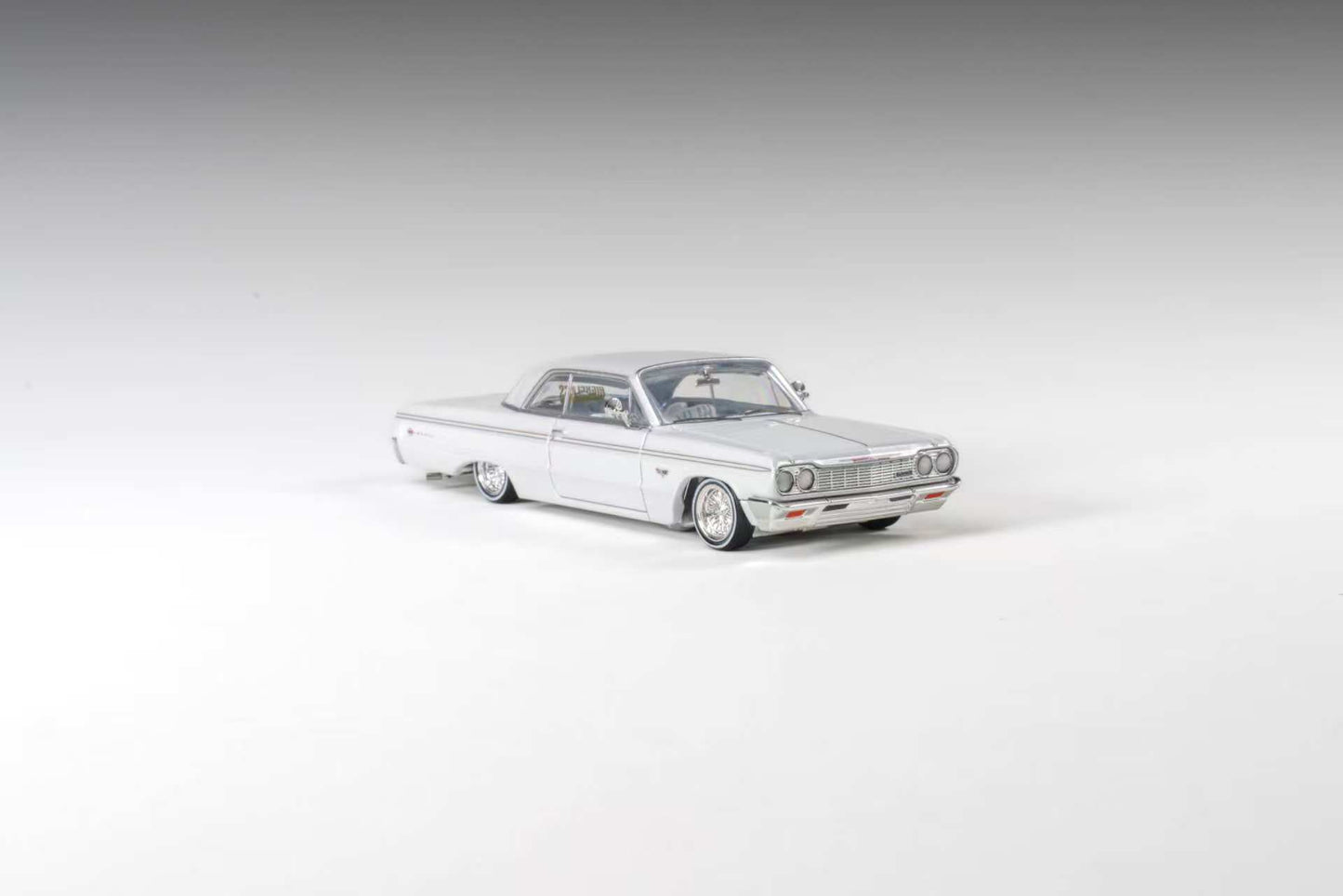 97 M 1:64 1964 Impala SS Lowrider Red / White