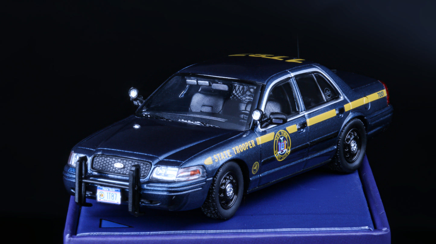 Rollin 1:64 New York State Police Crown victoria NYSP